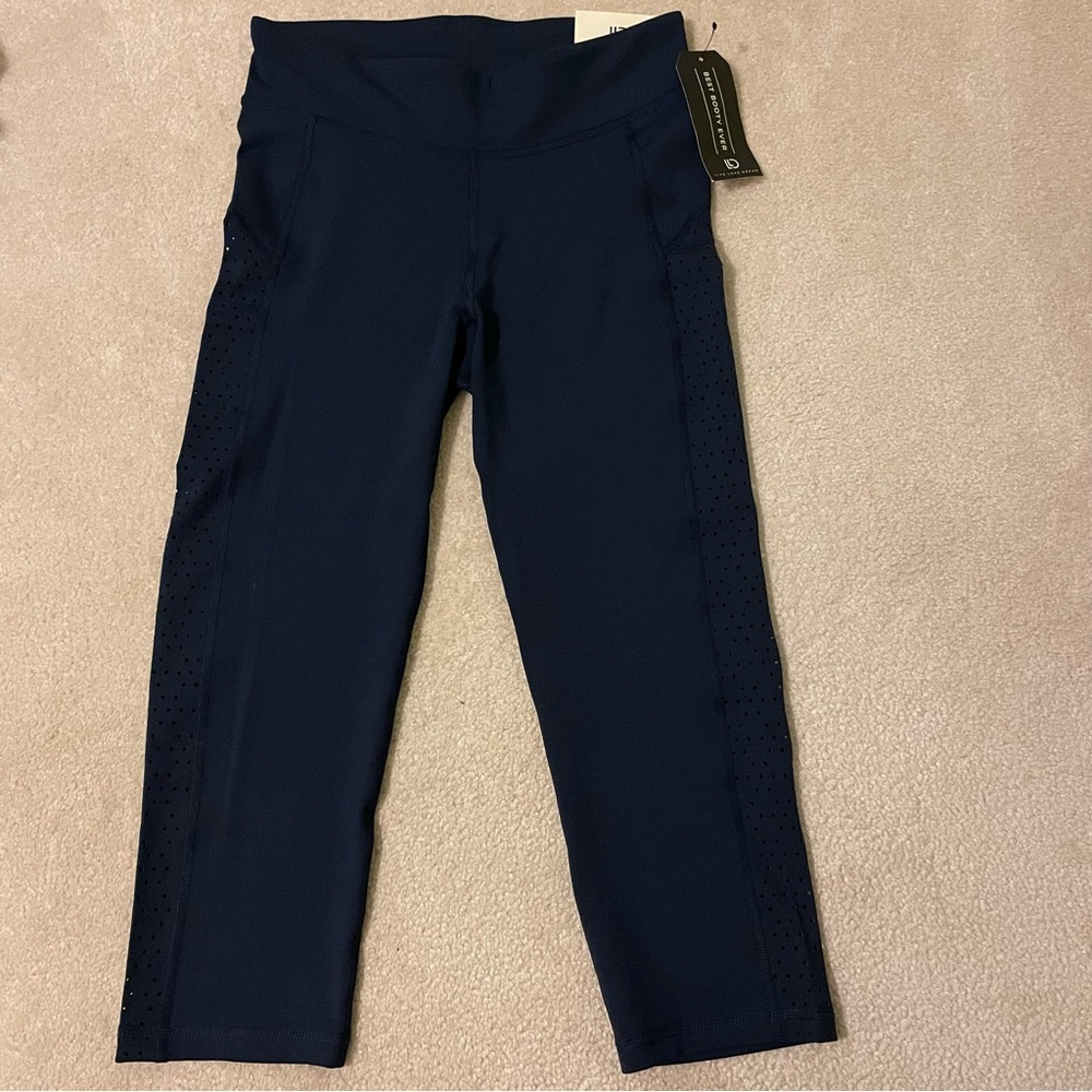 Aeropostale Live Love Dream collection cropped leggings-medium NWT